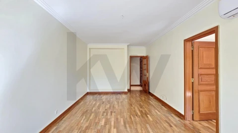 Apartamento T2 para Venda em Glória e Vera Cruz