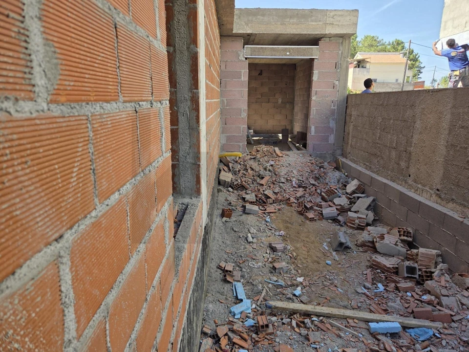 Moradia T3 para Venda em Fernao Ferro Foto 17