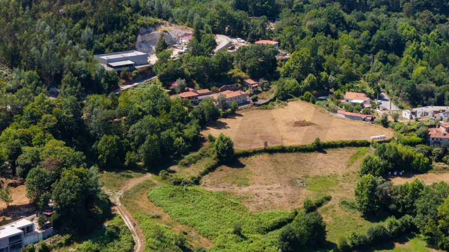 Terreno para Venda em Mosteiro Foto 10