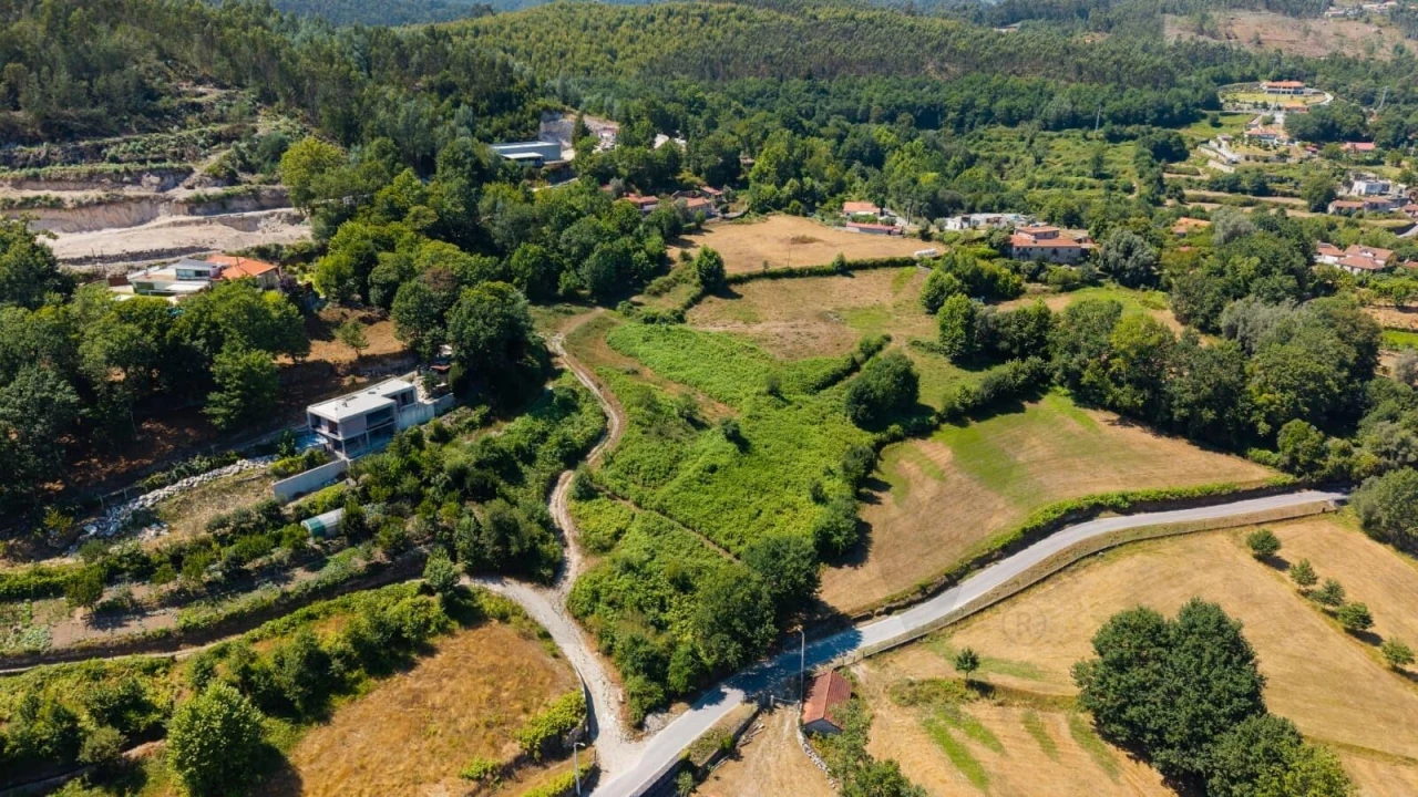Terreno para Venda em Mosteiro Foto 12