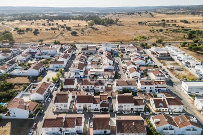 Moradia T4 para Venda em Malagueira e Horta das Figueiras