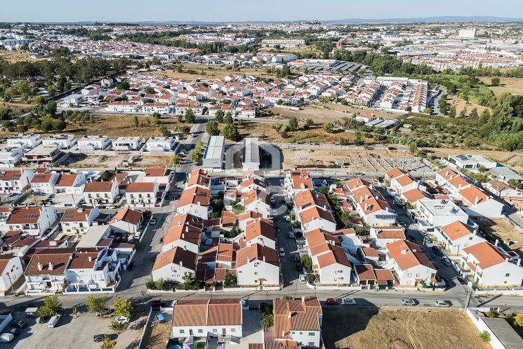Moradia T4 para Venda em Malagueira e Horta das Figueiras Foto 39