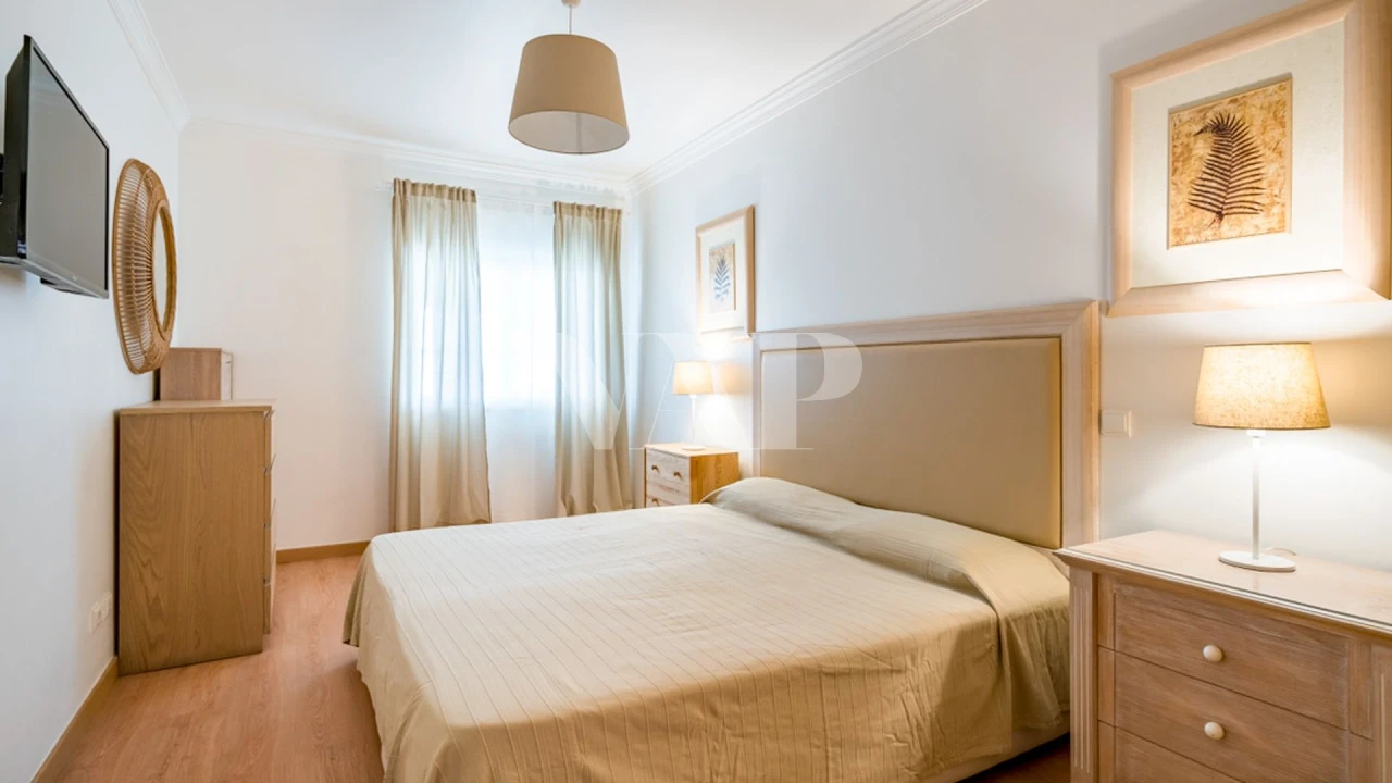 Apartamento T3 para Venda em Quarteira Foto 5