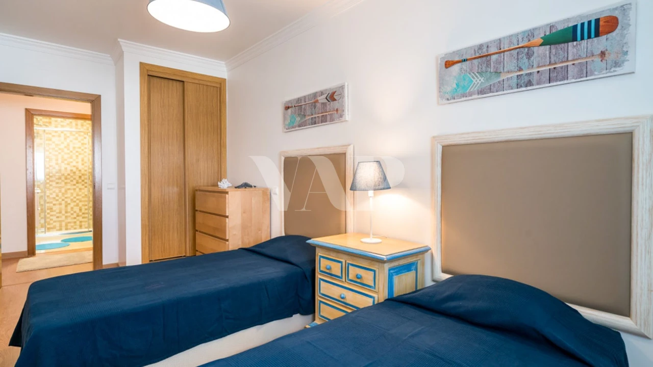 Apartamento T3 para Venda em Quarteira Foto 19