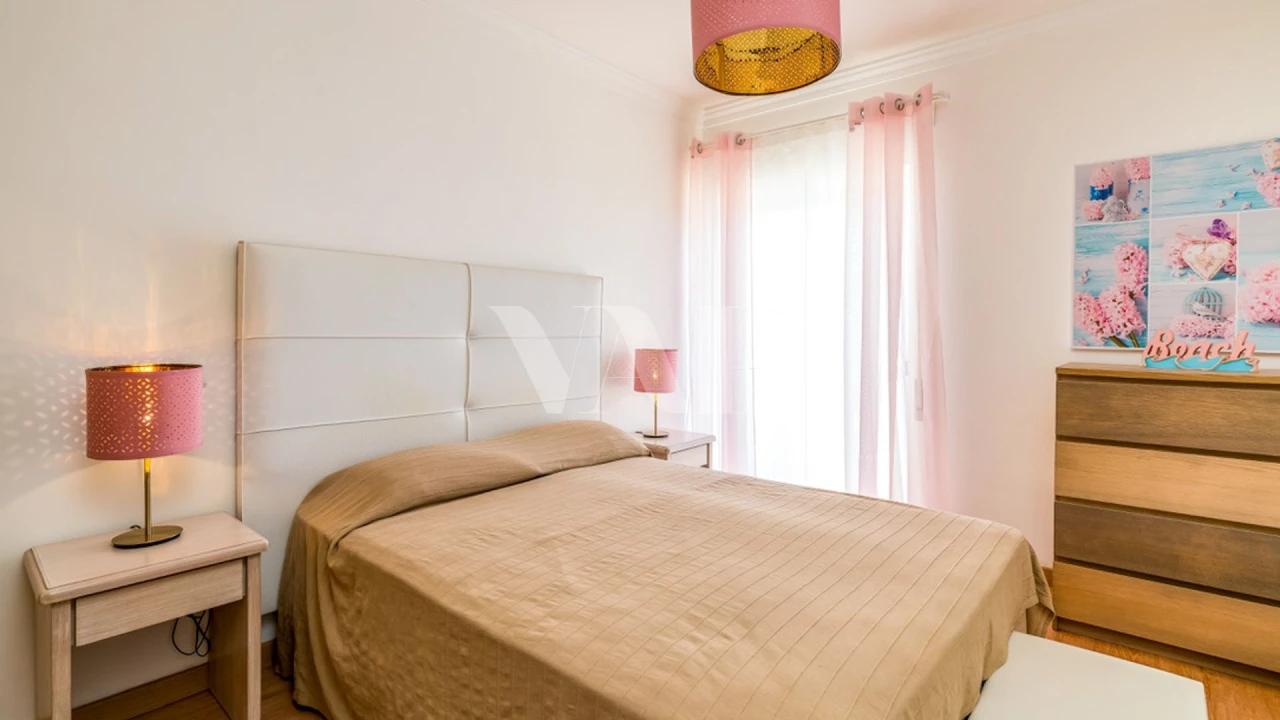 Apartamento T3 para Venda em Quarteira Foto 21