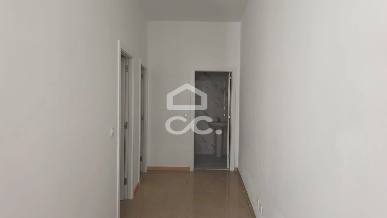 Negócio para Arrendamento em Sé Nova, Santa Cruz, Almedina e São Bartolomeu Foto 4