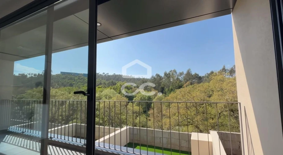 Moradia T3 para Venda em Fânzeres e São Pedro da Cova Foto 8