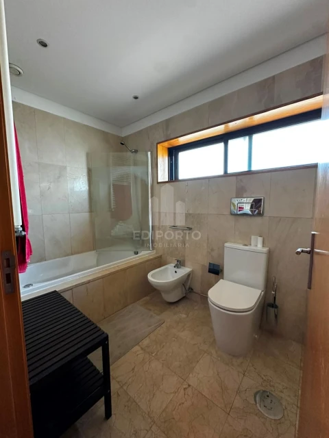 Apartamento T3 para Venda em Cidade da Maia