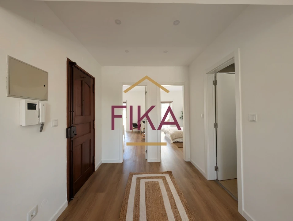 Apartamento T2 para Venda em Seixal, Arrentela e Aldeia de Paio Pires Foto 16
