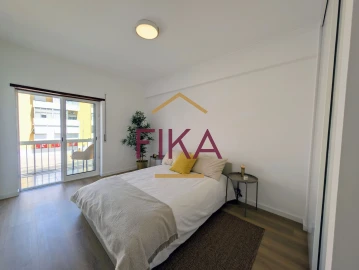 Apartamento T2 para Venda em Seixal, Arrentela e Aldeia de Paio Pires