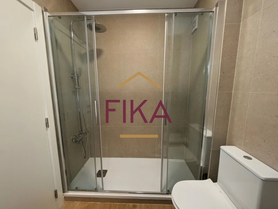 Apartamento T2 para Venda em Seixal, Arrentela e Aldeia de Paio Pires Foto 30