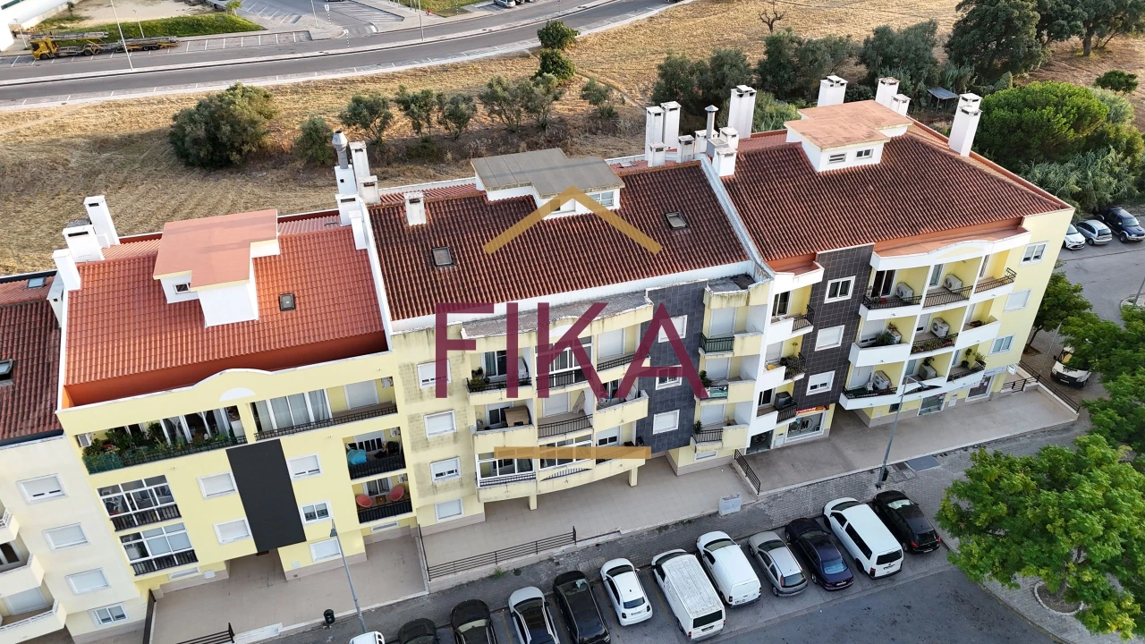 Apartamento T4 para Venda em Seixal, Arrentela e Aldeia de Paio Pires Foto 46