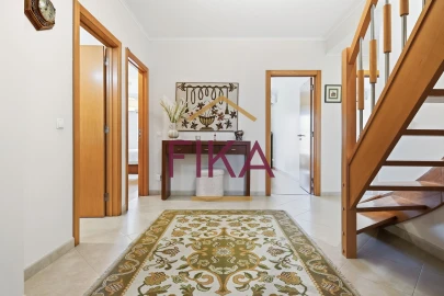 Apartamento T4 para Venda em Seixal, Arrentela e Aldeia de Paio Pires