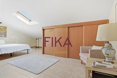 Apartamento T4 para Venda em Seixal, Arrentela e Aldeia de Paio Pires
