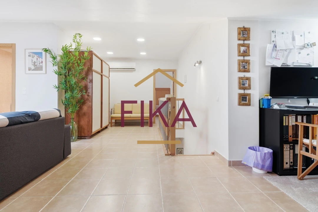 Apartamento T4 para Venda em Seixal, Arrentela e Aldeia de Paio Pires Foto 34