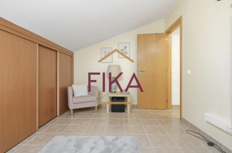 Apartamento T4 para Venda em Seixal, Arrentela e Aldeia de Paio Pires Foto 39