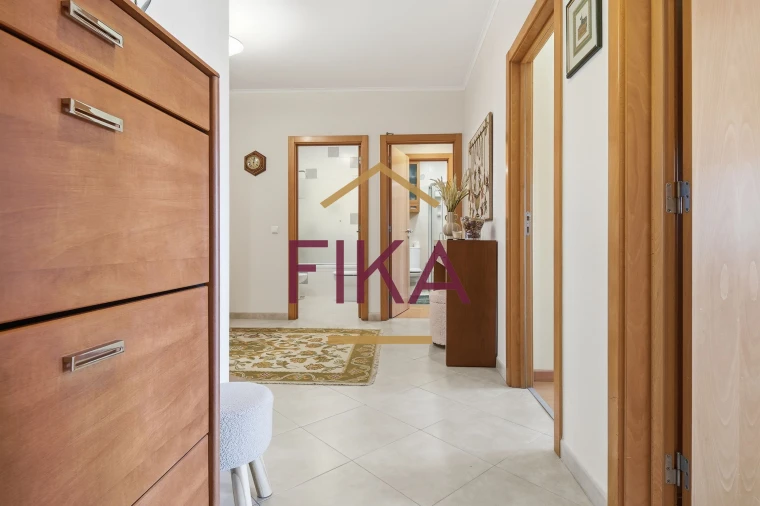 Apartamento T4 para Venda em Seixal, Arrentela e Aldeia de Paio Pires Foto 26
