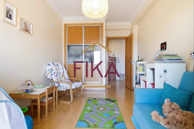 Apartamento T4 para Venda em Seixal, Arrentela e Aldeia de Paio Pires Foto 29