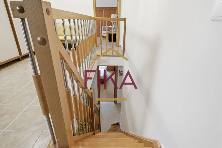 Apartamento T4 para Venda em Seixal, Arrentela e Aldeia de Paio Pires Foto 32
