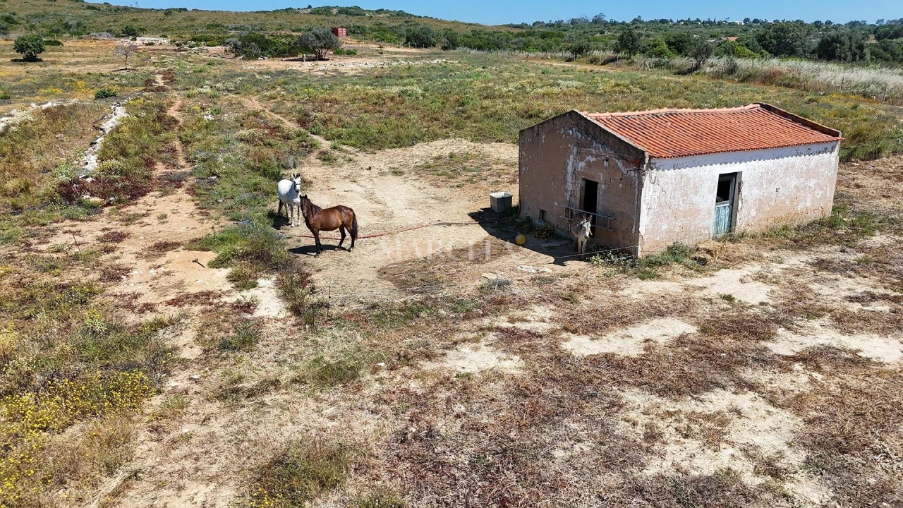 Moradia T3 para Venda em Vila do Bispo e Raposeira Foto 32