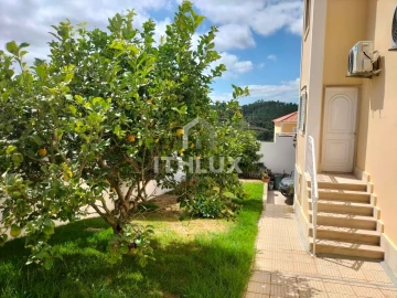 Moradia T4 para Venda em Mafra