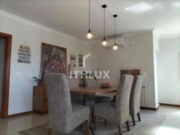 Moradia T4 para Venda em Mafra