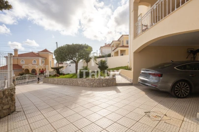 Moradia T4 para Venda em Mafra