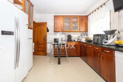 Moradia T4 para Venda em Mafra