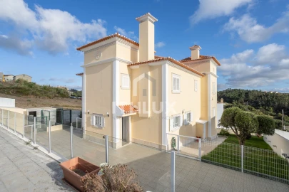 Moradia T4 para Venda em Mafra