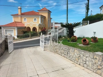 Moradia T4 para Venda em Mafra