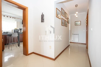 Moradia T4 para Venda em Mafra