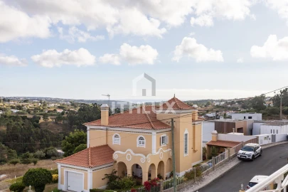 Moradia T4 para Venda em Mafra