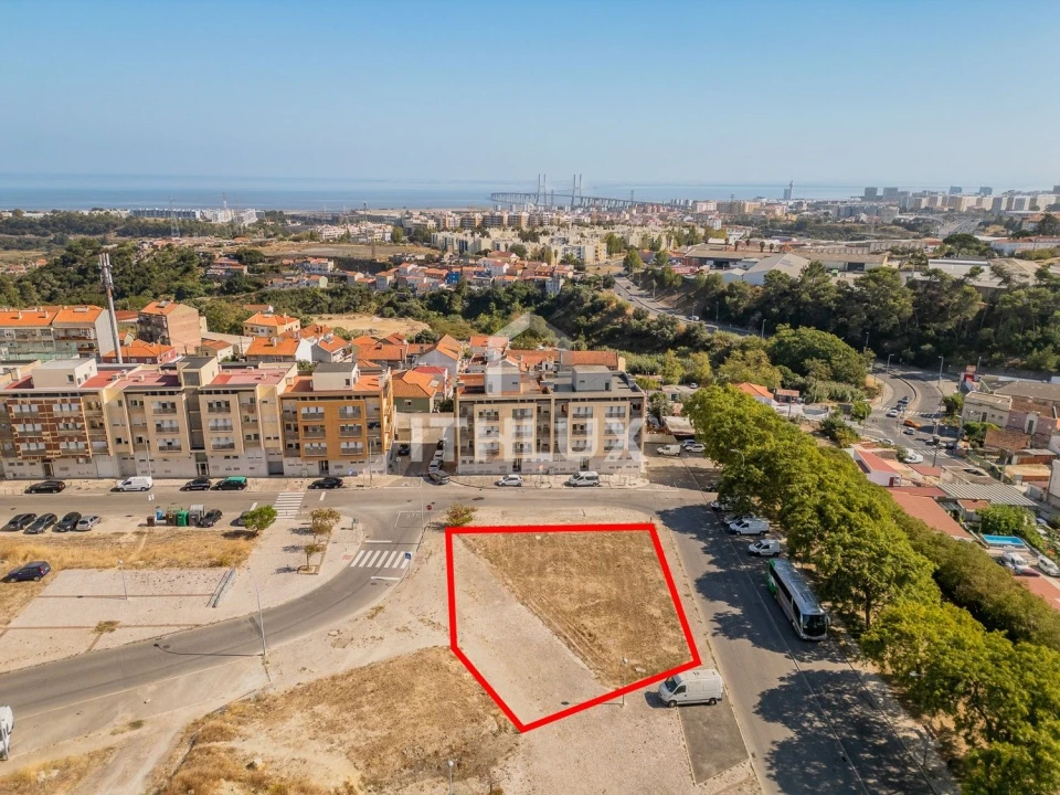 Terreno para Venda em Camarate, Unhos e Apelação Foto 4