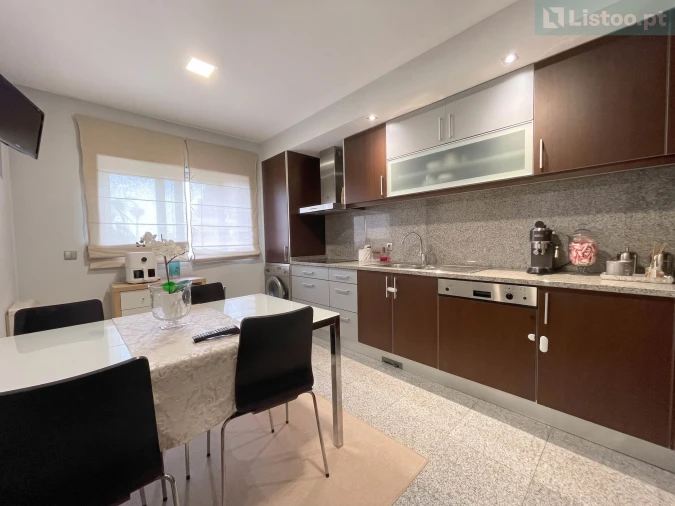 Apartamento T3 para Venda em Argoncilhe Foto 12