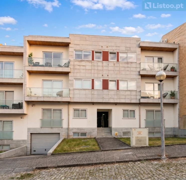 Apartamento T3 para Venda em Argoncilhe Foto 24