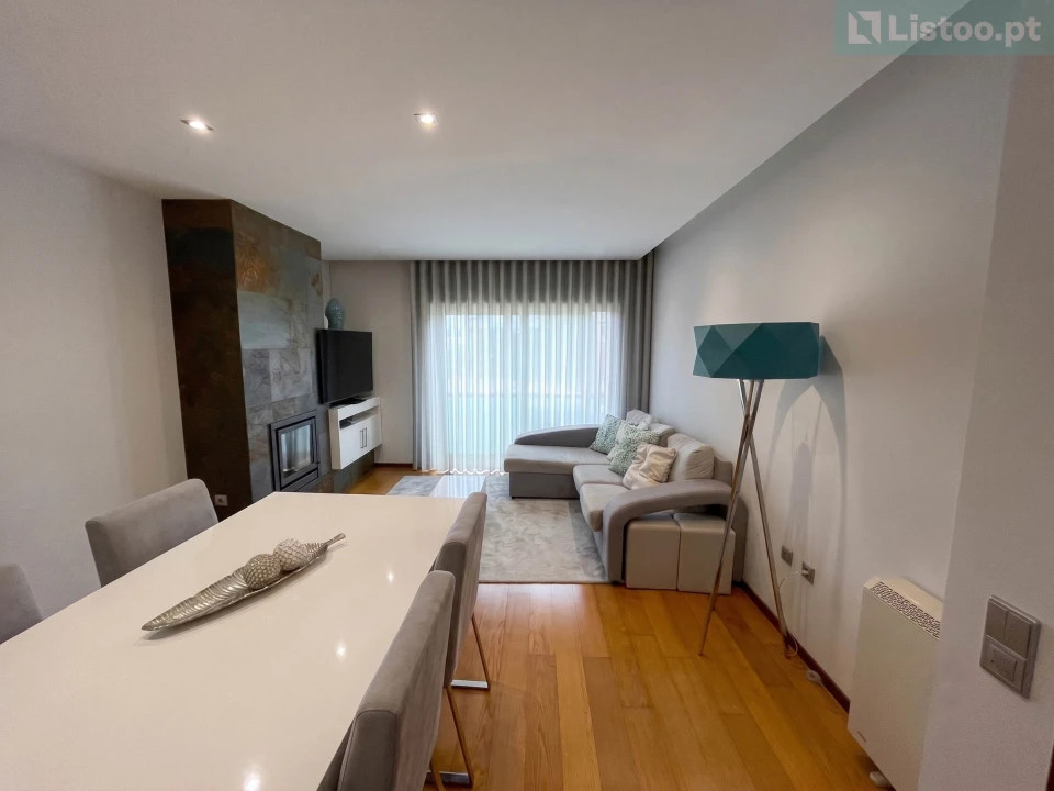 Apartamento T3 para Venda em Argoncilhe Foto 1