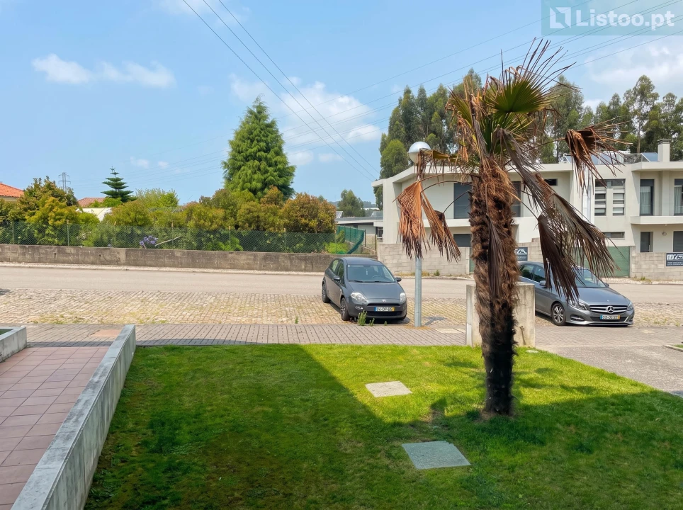 Apartamento T3 para Venda em Argoncilhe Foto 9