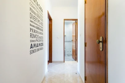 Apartamento T2 para Venda em Mina de Água