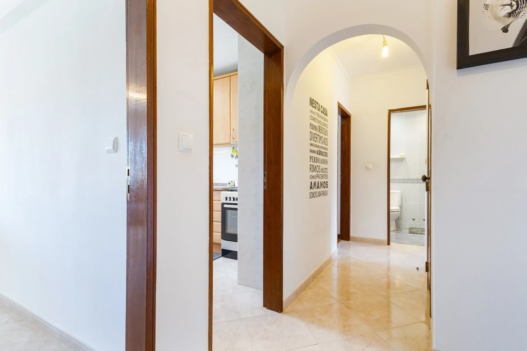 Apartamento T2 para Venda em Mina de Água Foto 2