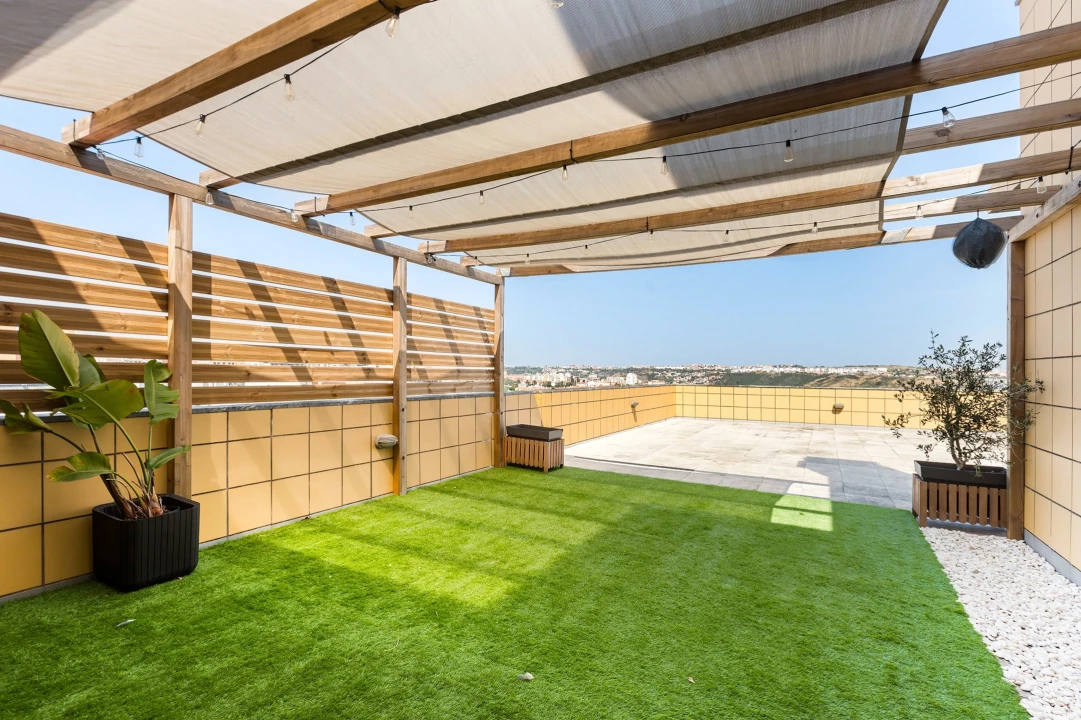 Apartamento T2 para Venda em Odivelas Foto 15