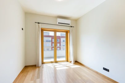 Apartamento T2 para Venda em Odivelas
