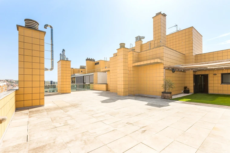 Apartamento T2 para Venda em Odivelas Foto 17