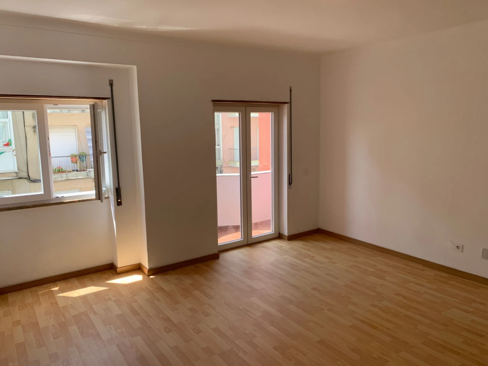 Apartamento T3 para Venda em Pinhal Novo Foto 2