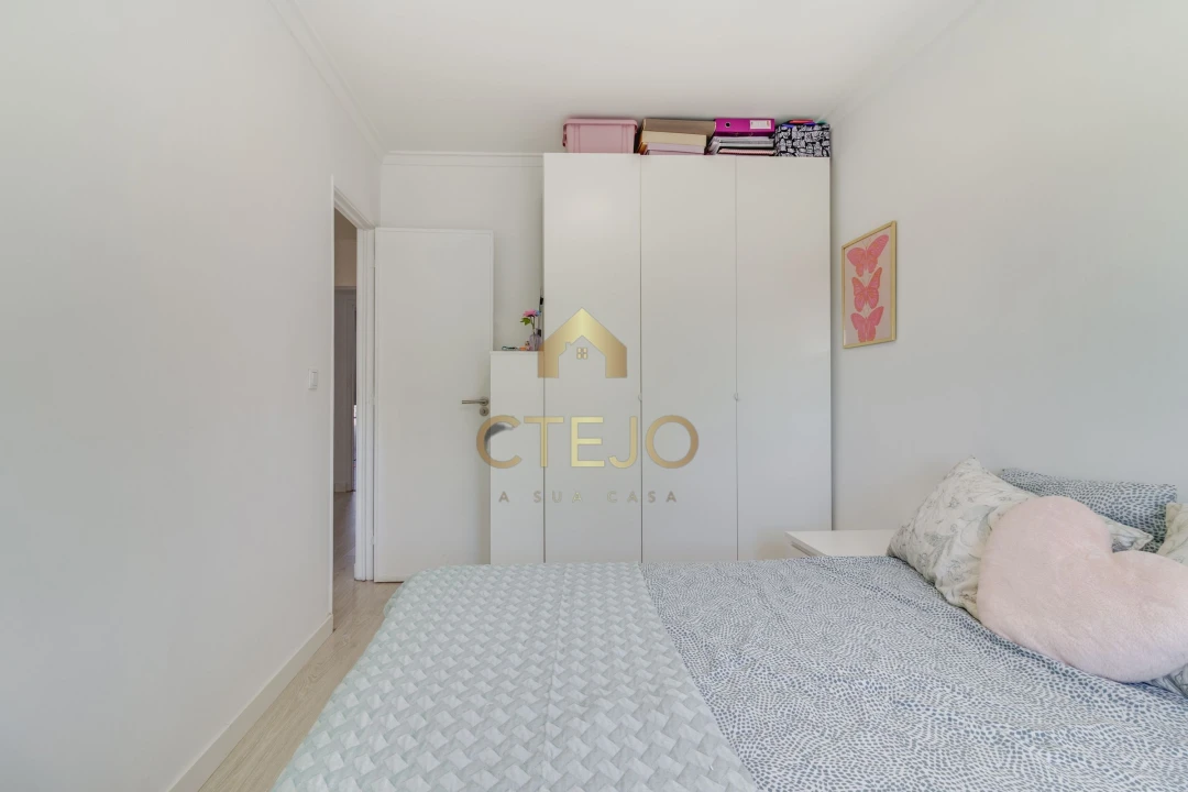 Apartamento T2 para Venda em Santa Iria de Azoia, São João da Talha e Bobadela Foto 6
