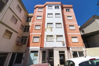 Apartamento T2 para Venda em Santa Iria de Azoia, São João da Talha e Bobadela