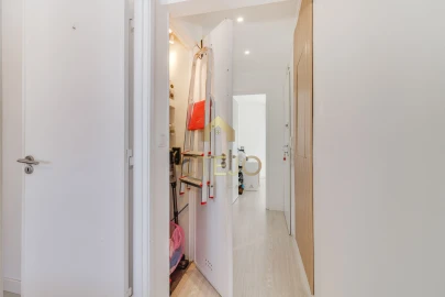 Apartamento T2 para Venda em Santa Iria de Azoia, São João da Talha e Bobadela