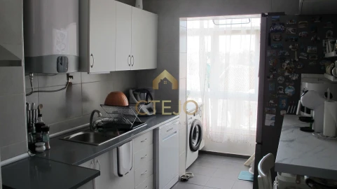 Apartamento T2 para Venda em Santa Iria de Azoia, São João da Talha e Bobadela