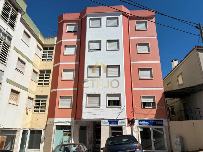 Apartamento T2 para Venda em Santa Iria de Azoia, São João da Talha e Bobadela Foto 14
