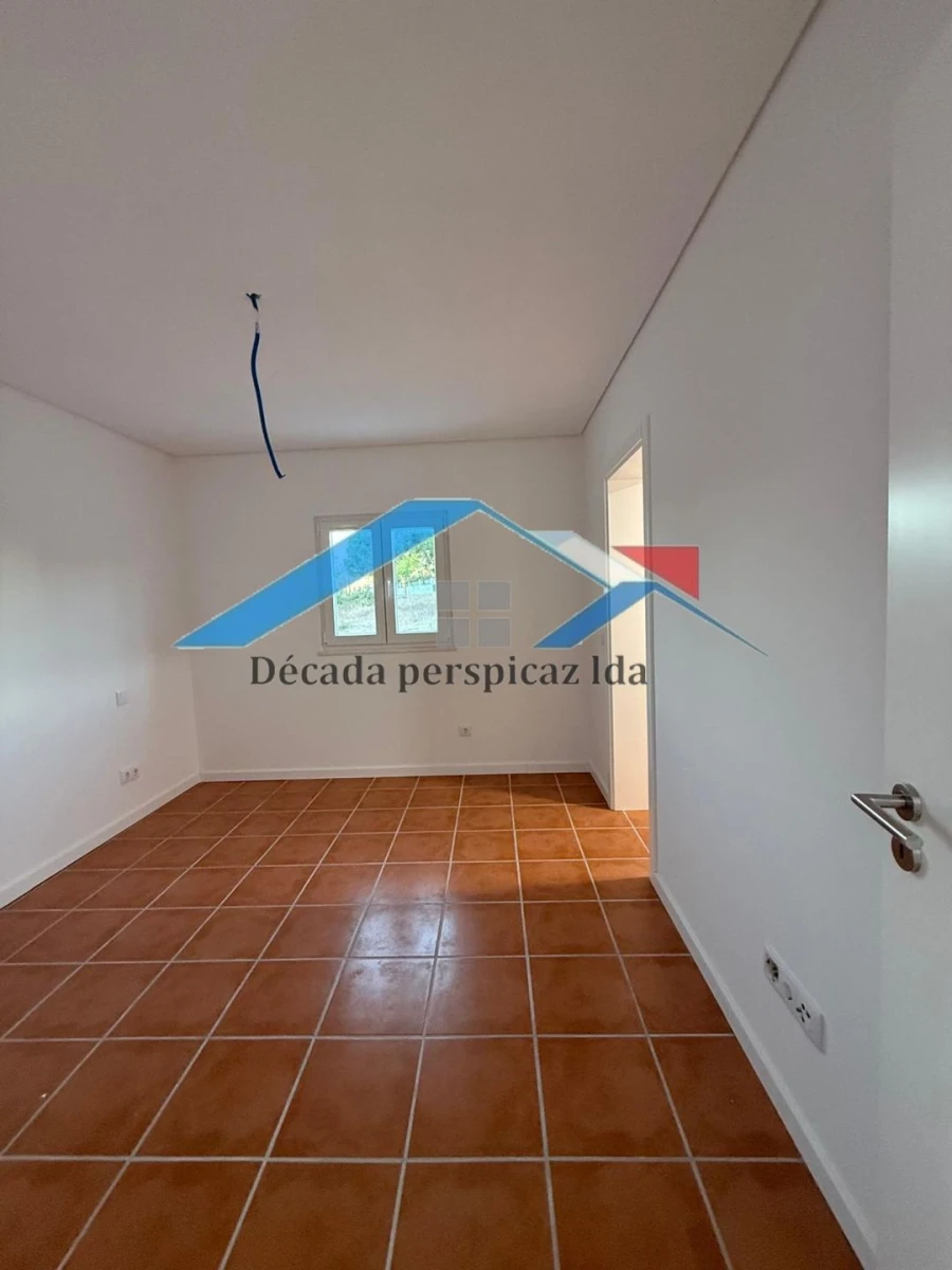 Moradia T2 para Venda em Coruche, Fajarda e Erra Foto 9