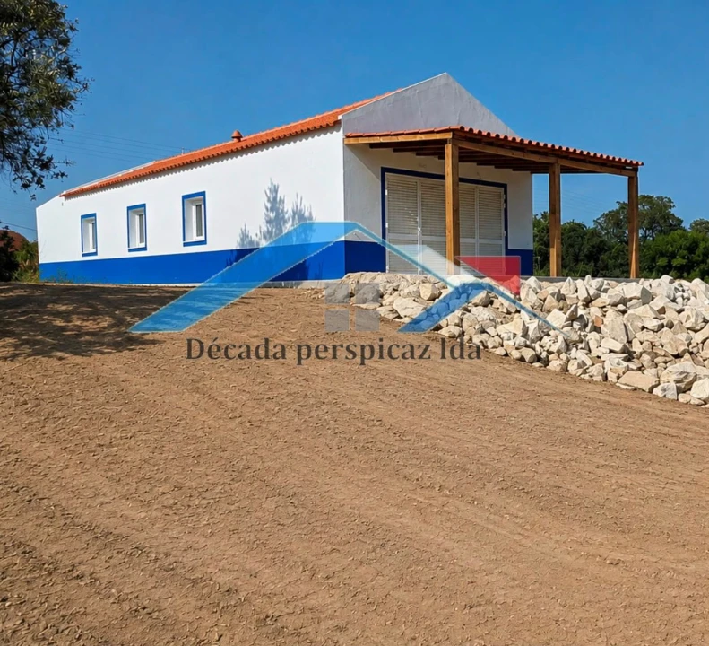 Moradia T2 para Venda em Coruche, Fajarda e Erra Foto 1